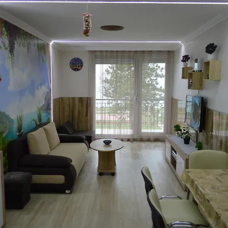 Ezuestpart Granada Koezvetlen Vizparti Premium Appartement *